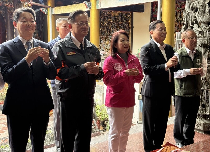 蕭煥章赴南投宣講全民安全指引　會前參香祈福