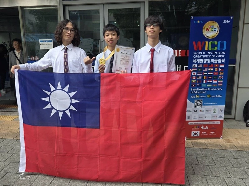 永慶高中AI特色班  勇奪韓國世界創新競賽銀牌