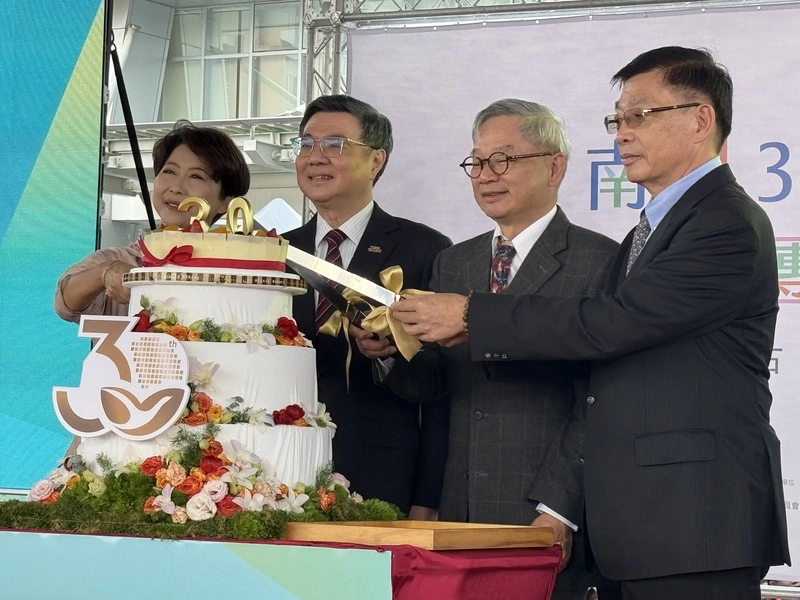 卓榮泰：台灣產業聚落經驗　全世界看重