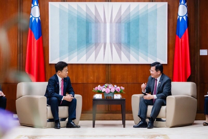 林佳龍接見日本眾議員訪團