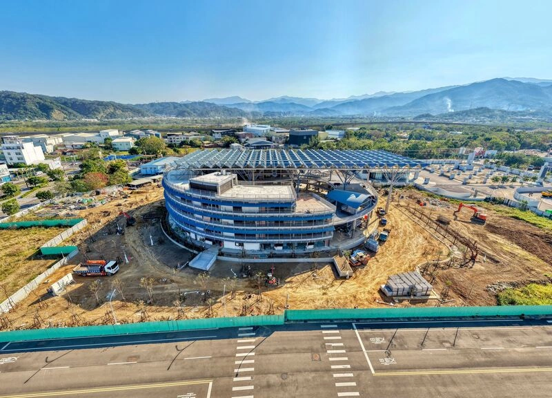 竹東客家大禾埕主體完工　拚12月底前開館