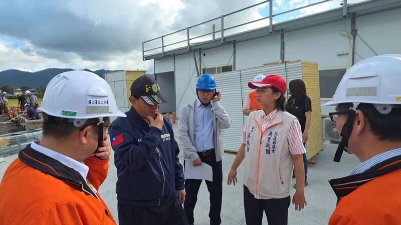 季連成關心花蓮光復中繼屋進度