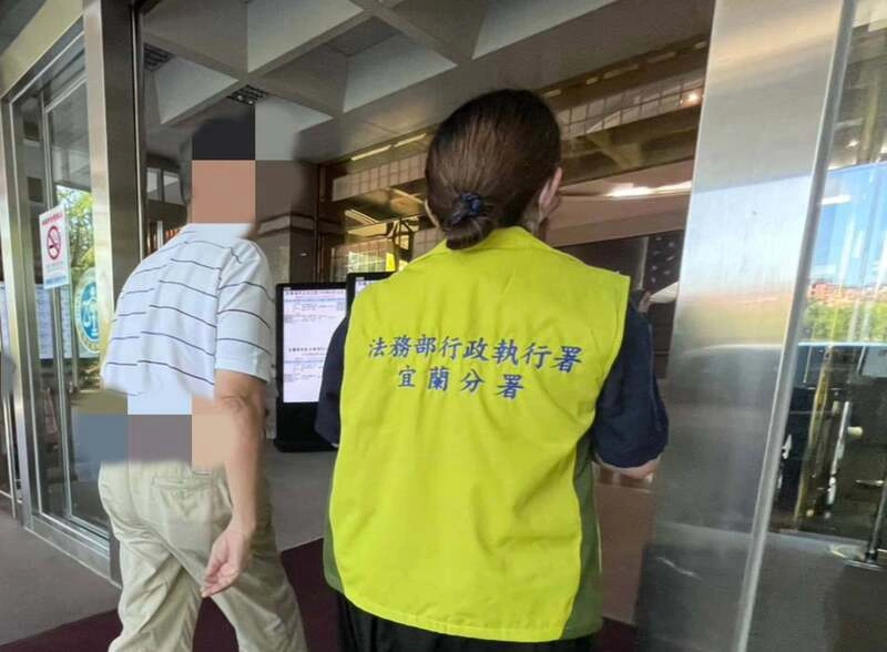 欠繳勞保費518萬元轉移4千萬資金 營造公司負責人遭管收