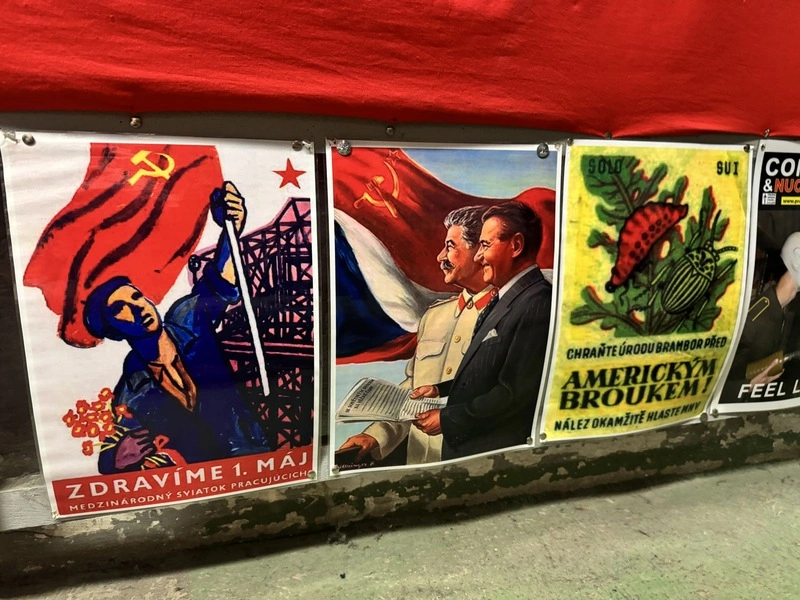 布拉格地下防空洞轉型觀光景點　冷戰歷史教育現場