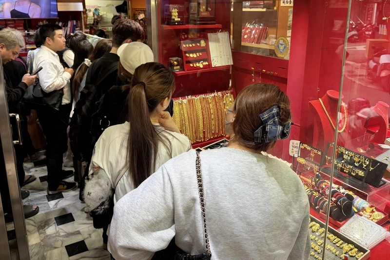 台銀：中東局勢緊張　推升金價挑戰每盎司5500美元