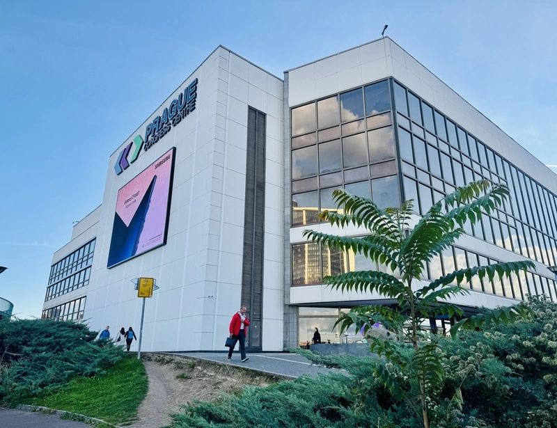 布拉格會議中心蘊藏藝術瑰寶　蔡英文曾在此演說