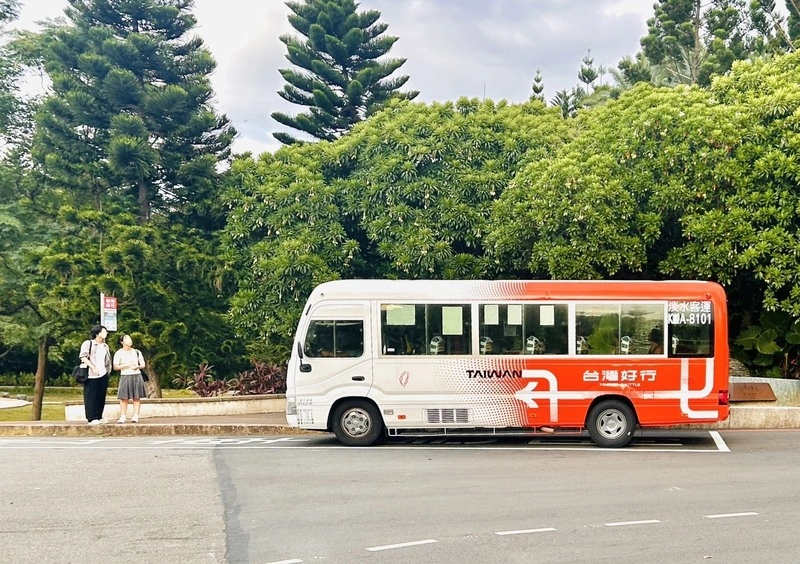 不自駕也能國旅 台灣好行載旅客玩遍全台