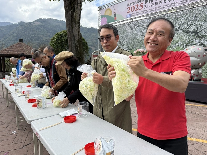 南投信義鄉農會活動　體驗製作梅子泡菜