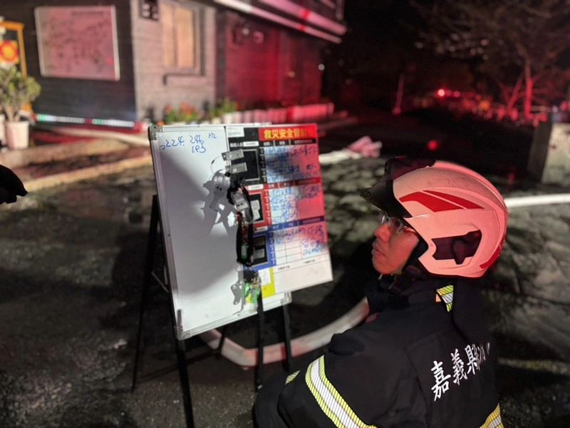 阿里山花季遊樂區內旅館深夜火警無人傷　影響159人