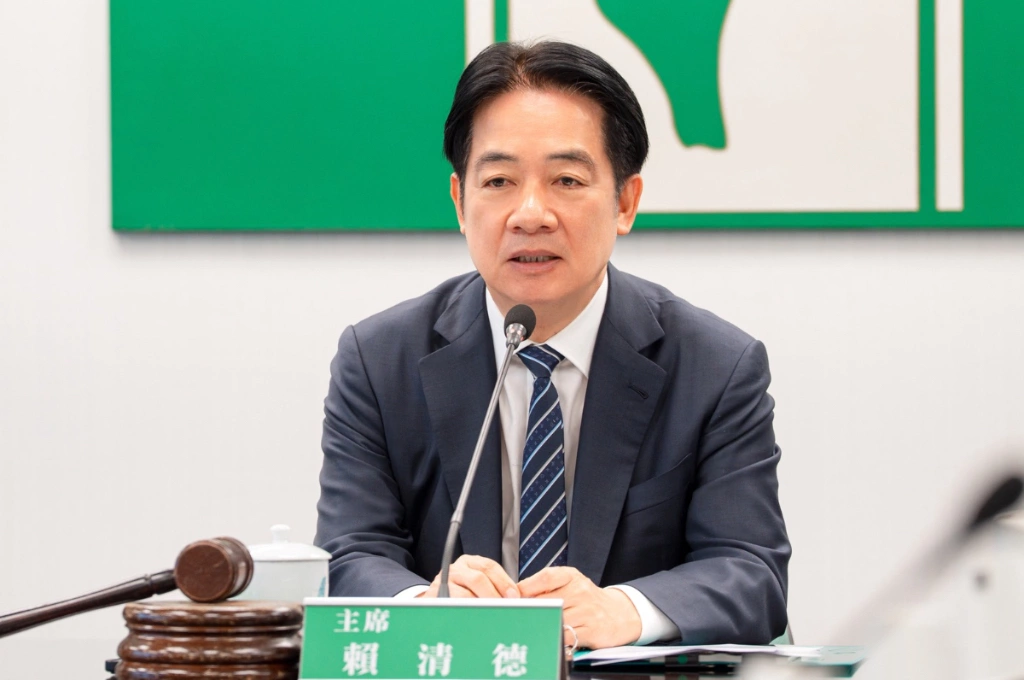 賴清德中常會感謝民團「展現憲法賦予權利」護台！指台灣有罷免、反罷免多元聲音：證明是民主社會