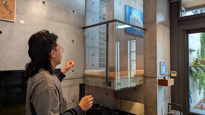 藝術家詮釋「模糊的風景」 以畫作回應當代