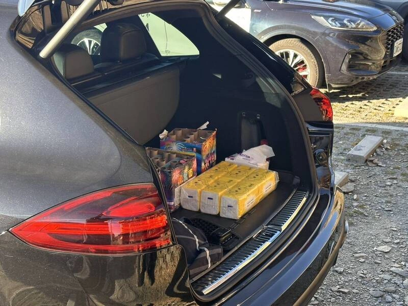 合歡山武嶺燃放煙火  遭查獲依法告發