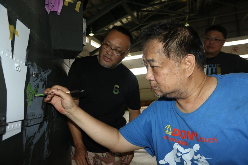從模型祭走進停機坪　阿帕契彩繪推手點燃國軍心靈戰力