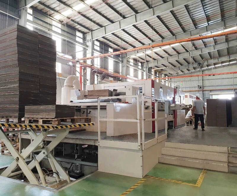 越南台商：戰火衝擊運費大漲  訂單暫不減反增搶庫存