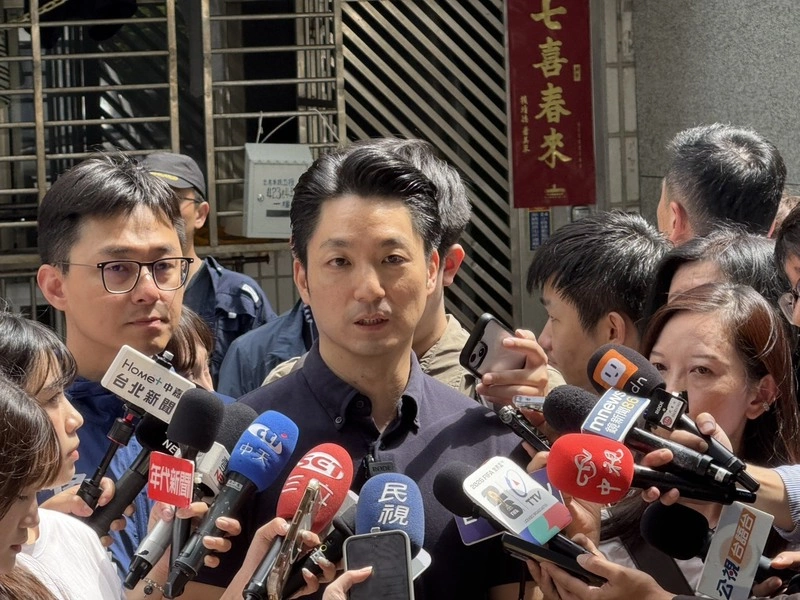 西門町2支紅傘被酸陽春　市府稱試辦將持續精進