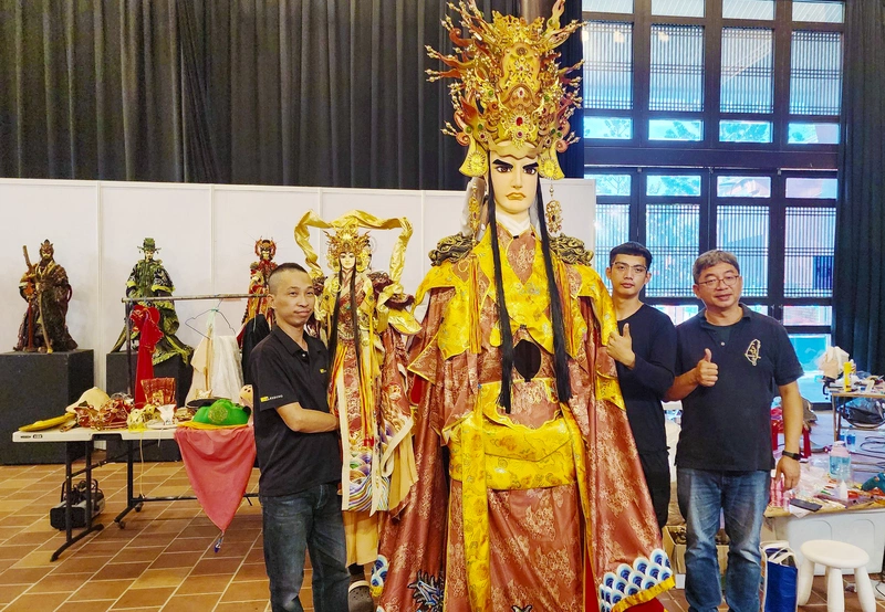 「來嘉玩偶」3公尺巨型布袋戲偶首曝光