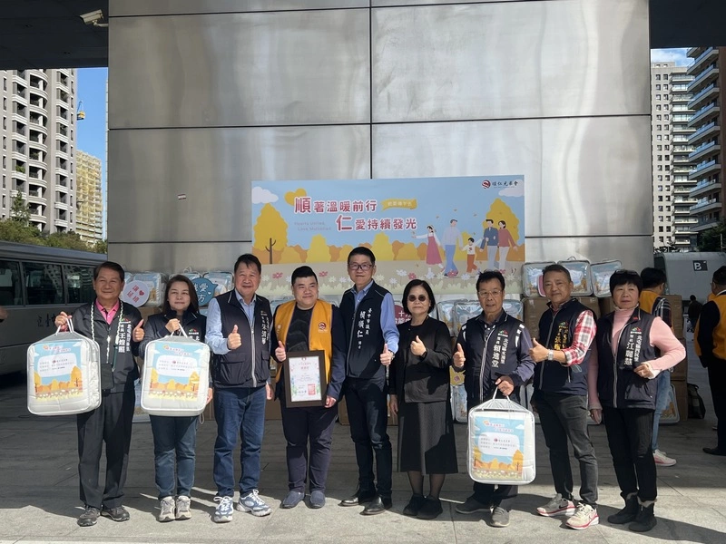 台中順仁兄弟會寒冬送暖