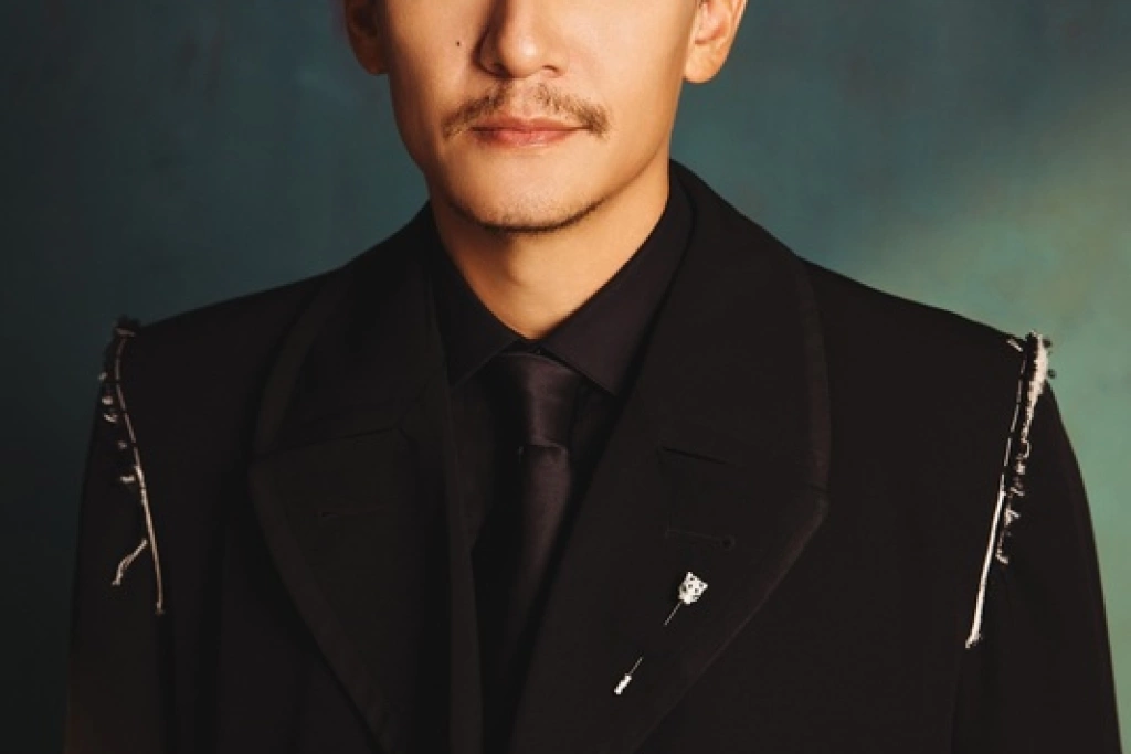 張震接任金馬執委會主席