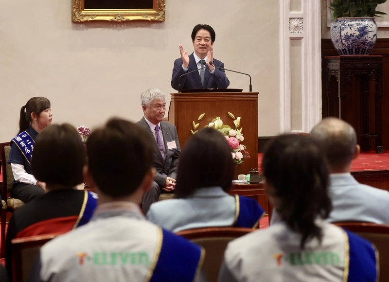 賴總統鼓勵全國傑出店長擁抱AI　成為產業領航者