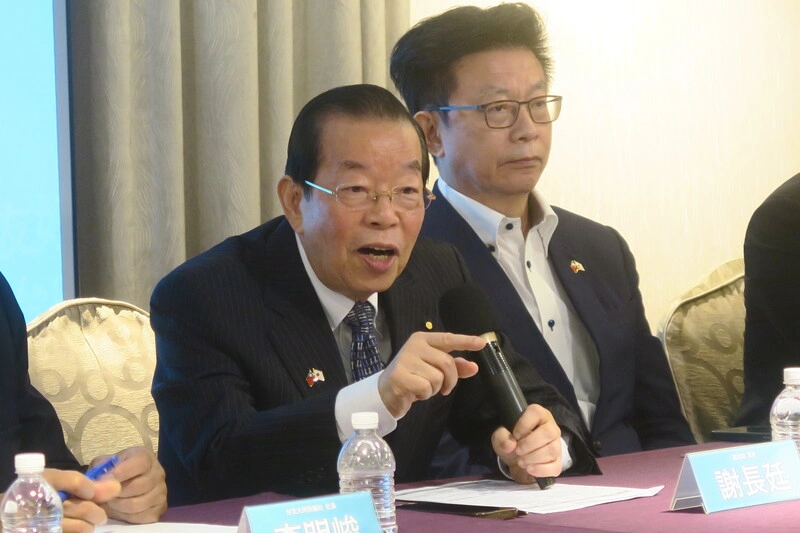 總統府資政謝長廷