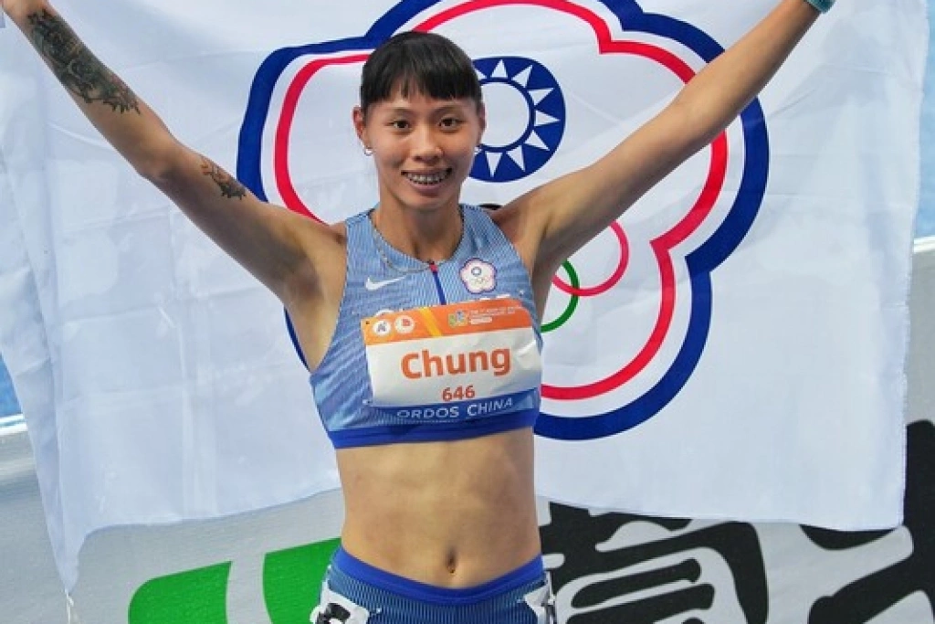 U23田徑亞錦賽　跨欄女將鍾欣儒、易柏安摘金