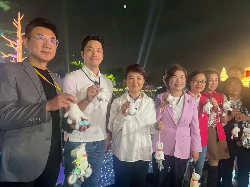 中台灣燈會將閉幕  盧秀燕晚間邀蔣萬安賞花燈