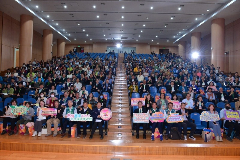 AI快速發展　黃偉哲：扎根學生科技應用能力