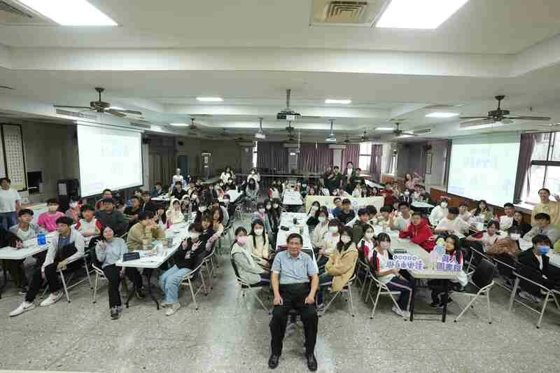 人權故事車前進斗六高中