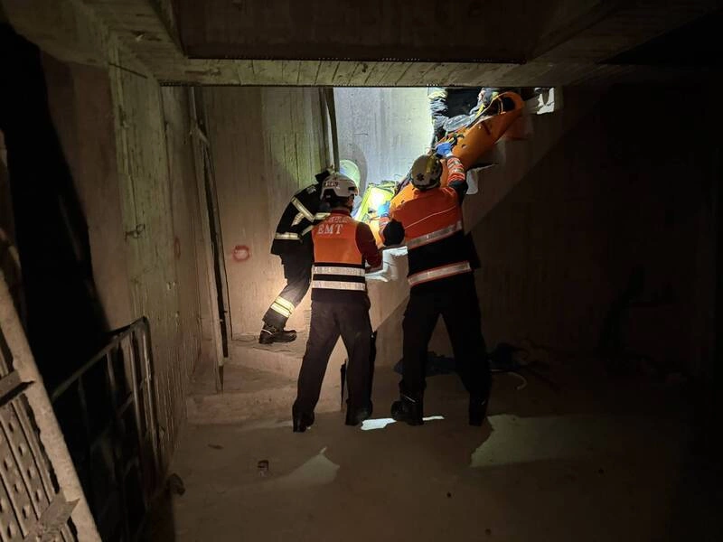 北市北投區工地頂樓2工人暈倒水槽內　緊急送醫搶救