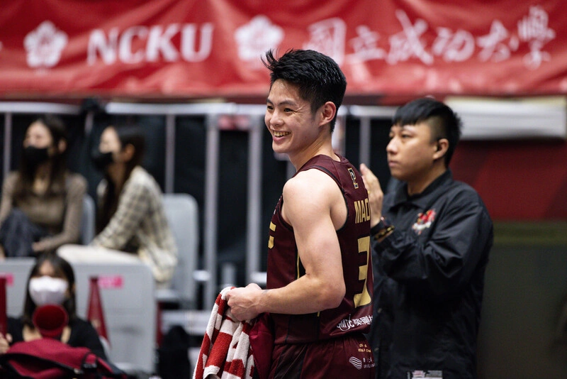 PLG谷毛唯嘉穿針引線　率獵鷹斬斷領航猿開季11連勝