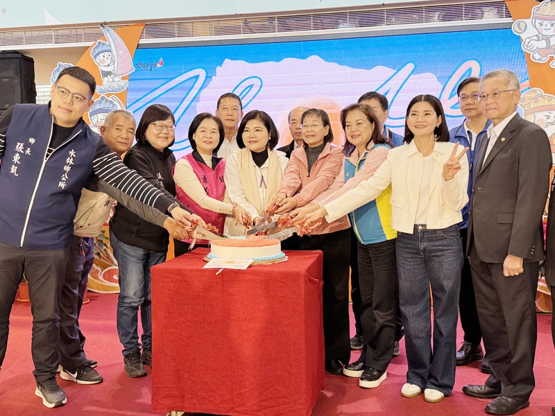 雲林元旦升旗　縣府召集元旦寶寶過生日