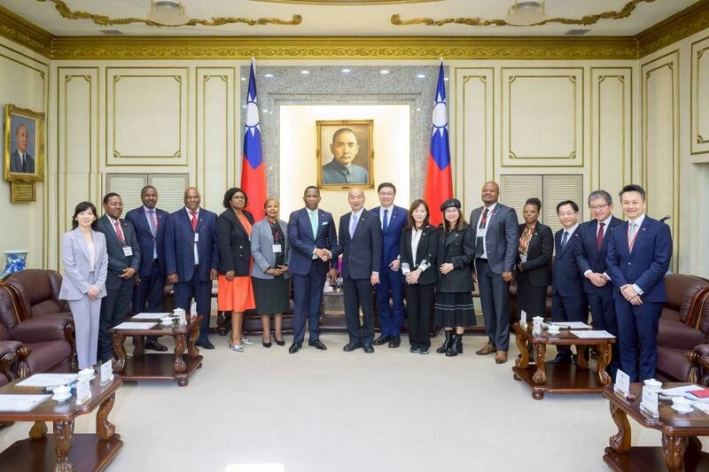 韓國瑜款宴史瓦帝尼眾議長