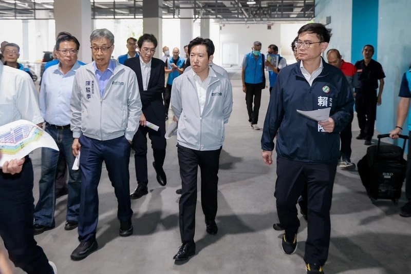 前鎮漁港啟動2年試營運　賴瑞隆、柯志恩攻防交鋒