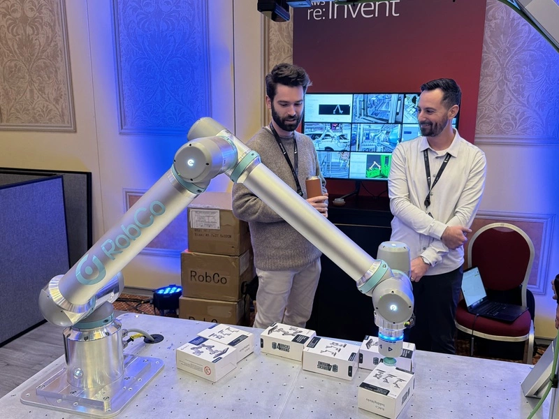 AWS年度大會 德新創公司RobCo秀自家模組化機械手臂