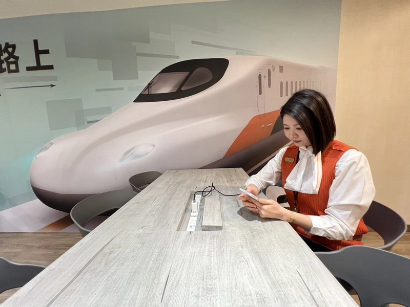 高鐵駕駛門檻高合格率僅5%　自學模擬機首亮相