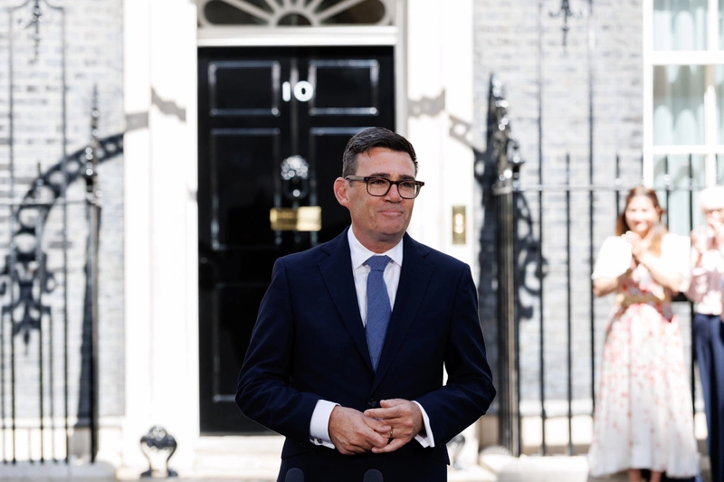 柏南就任英國首相：關懷人民是施政核心　全力以赴
