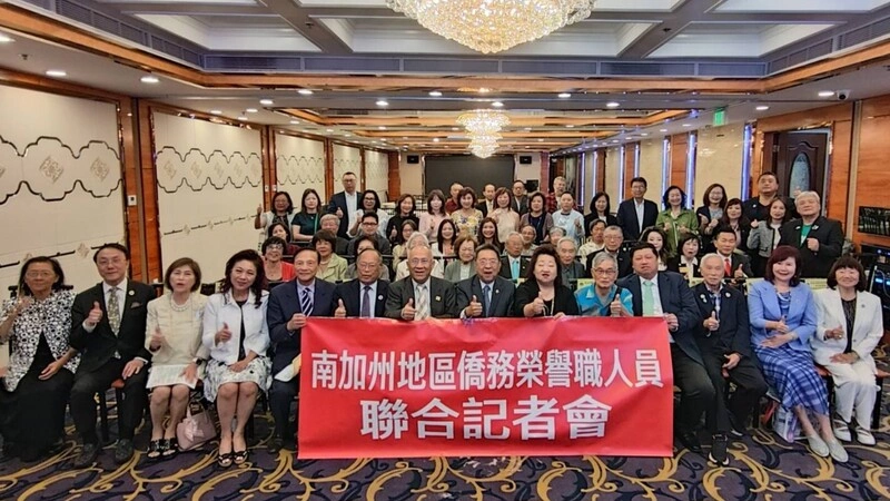 肯定徐佳青勤訪僑社　南加州逾150僑領不分藍綠連署