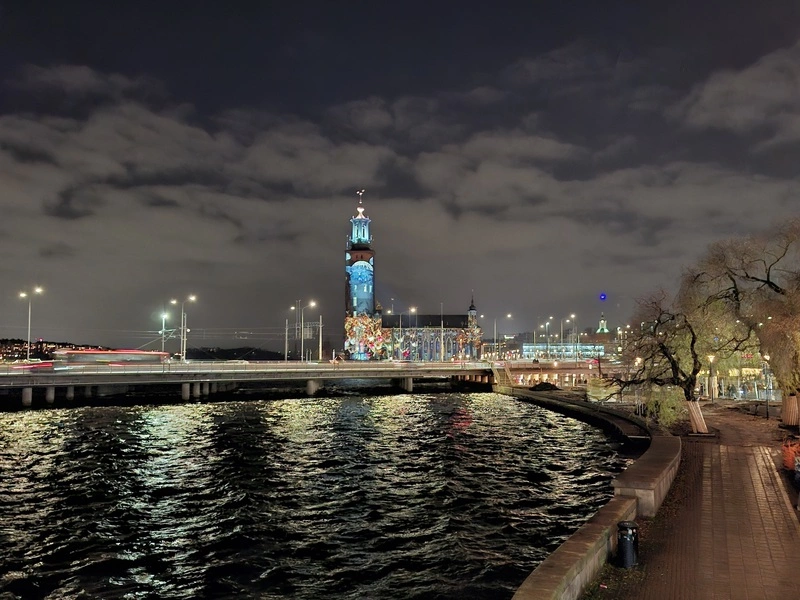 諾貝爾燈節向和平致意