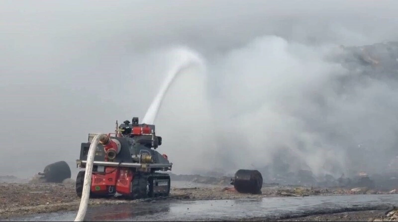 澎湖紅羅村垃圾掩埋場大火獲控制（2）
