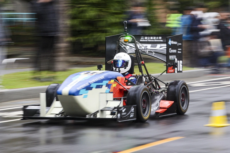 台大賽車隊校園動態展演（2）
