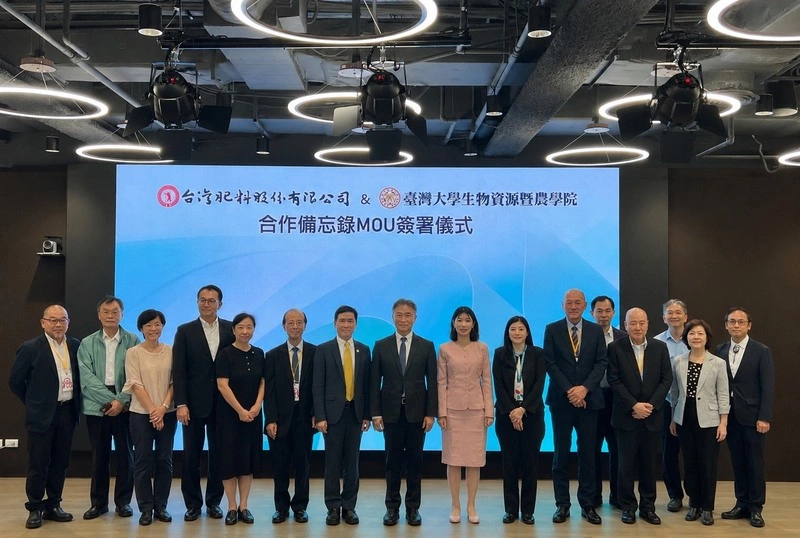 從液態肥研發到碳匯合作　台肥台大深化產學連結