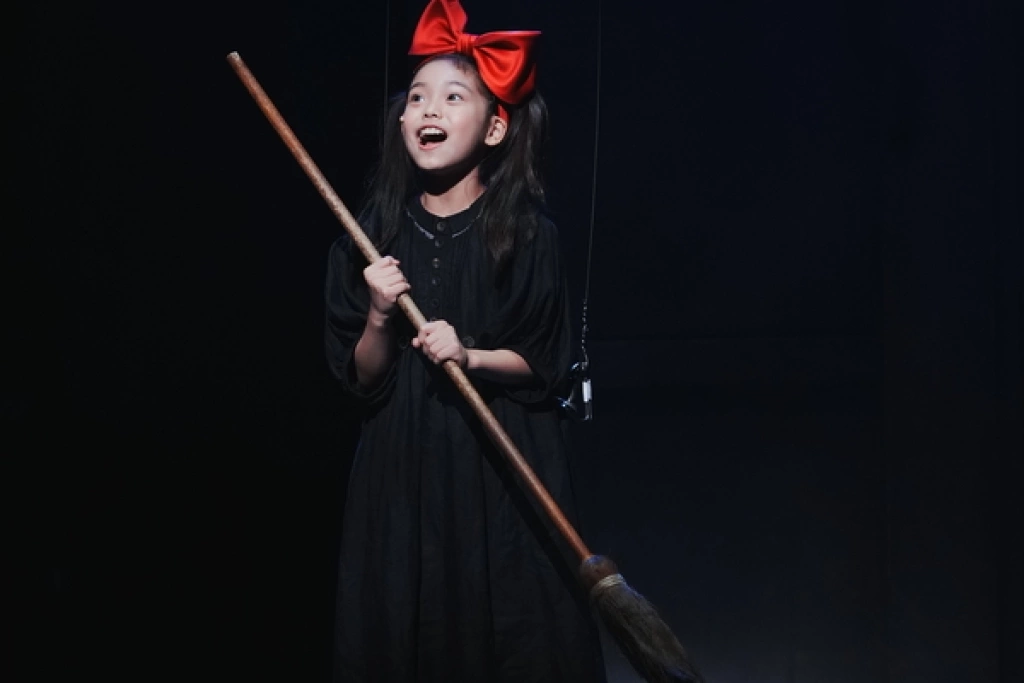 「魔女宅急便」琪琪飛起來　「空中暗號」護安全