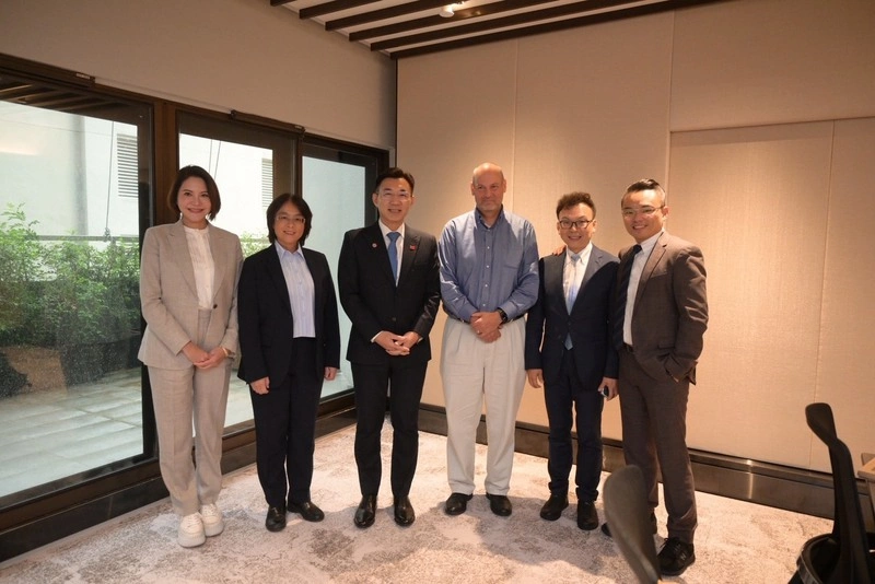 江啟臣拜會美國防部前官員