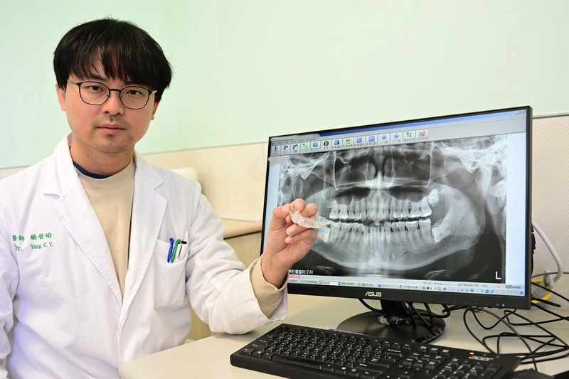 醫師提醒磨牙恐釀牙齦萎縮