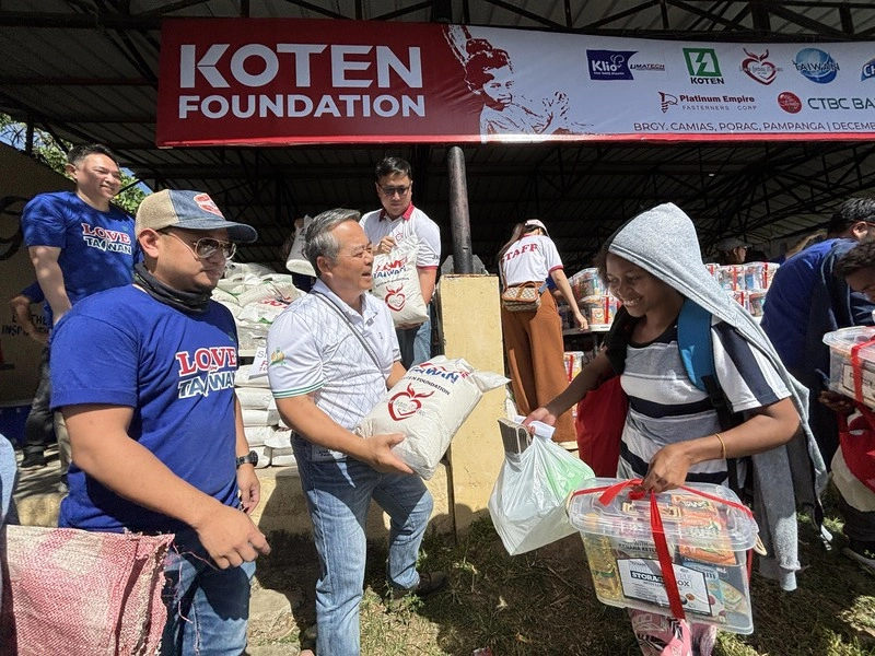 駐菲代表周民淦參與台商濟貧