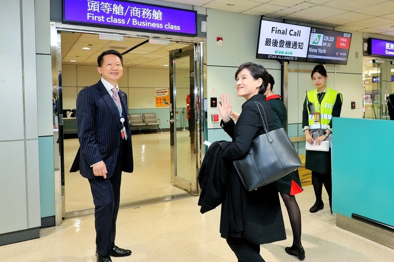 鄭麗君率團赴美　未回應是否簽署台美對等貿易協定