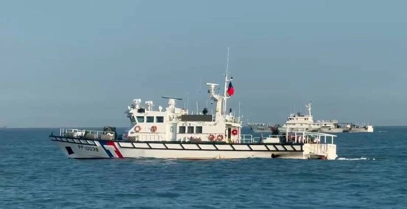 春節前中國海警船連2天侵擾金門　海巡併航阻隔