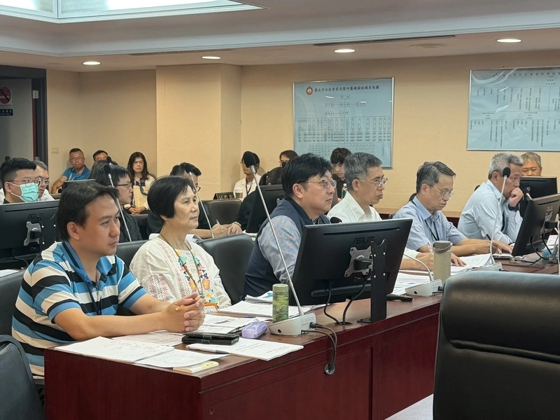 家戶垃圾亂丟頻傳　北市：逐年減少行人垃圾桶