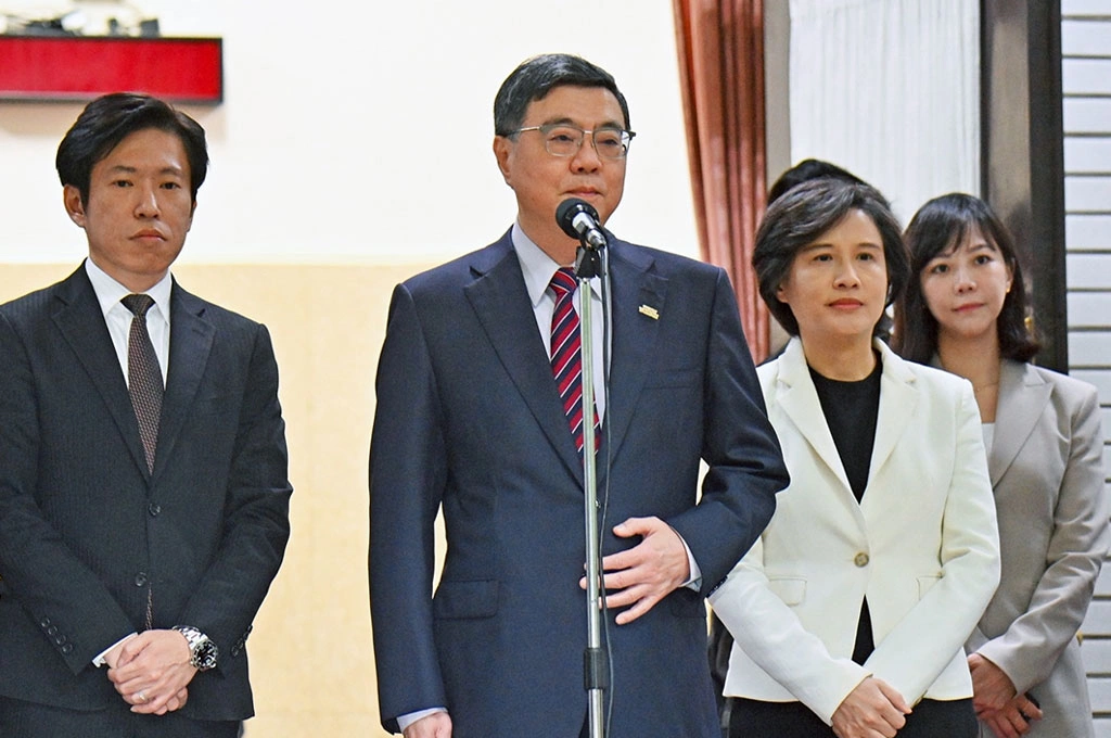 傳國民黨版軍購列「懲罰條款」...卓榮泰轟國家安全不容打折：人民不應被列為處罰對象！