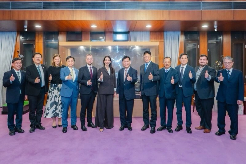 林佳龍晚宴捷克前眾議院議長艾達莫娃